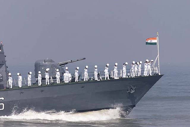 640px-Indian_Navy_personnel_salute_from_a_naval_ship